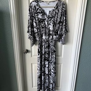 Coldwater Creek Dress - Plus 3X - Grey Floral, Dolman Sleeves, Kaftan style with